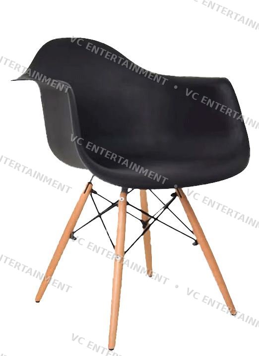 Eames Curvy Chair